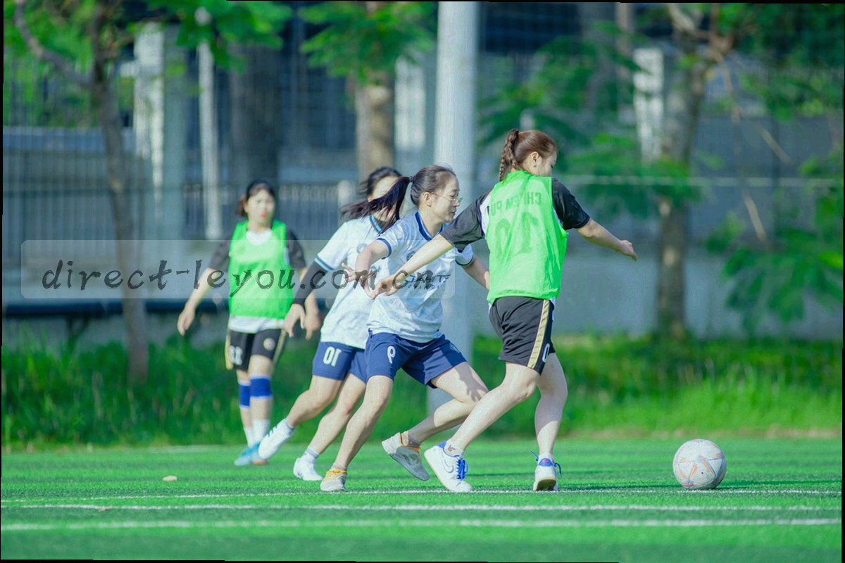 乐游体育赛程中心更新记录轮次与红黄牌数据图